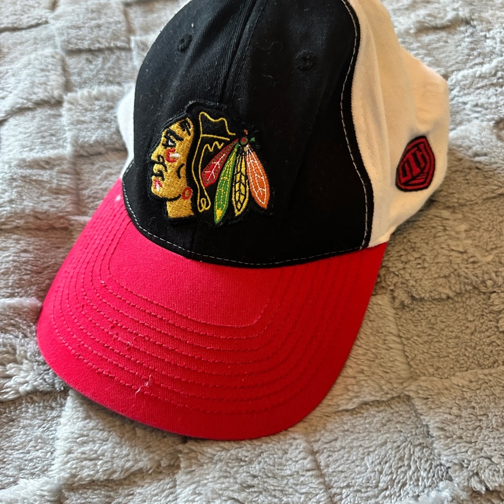 Chicago Blackhawk’s fitted hat